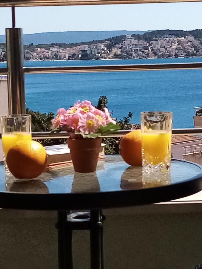 Apartman Mikola With Sea View Трогир Экстерьер фото